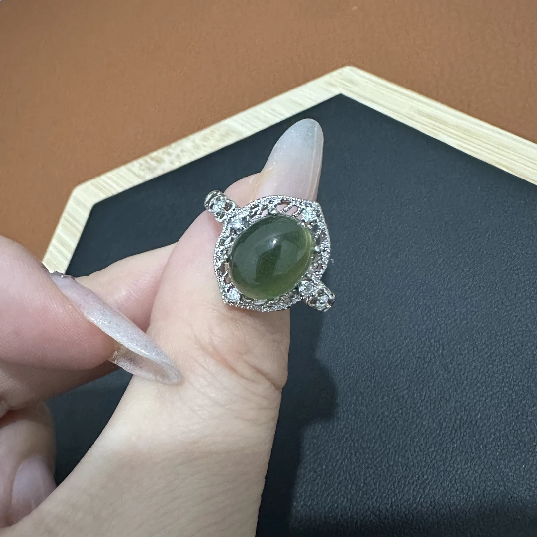 岫玉冰料戒指，圈口可调节（多种款式、款式随机，优先发高质量）