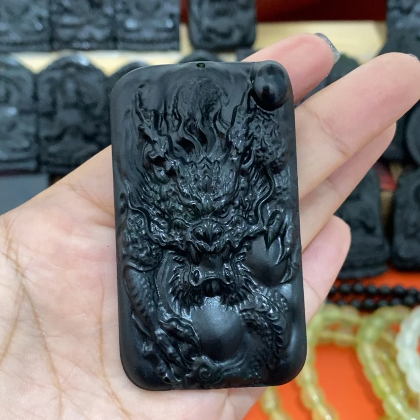 【闪购商品】未镶嵌蛇纹石玉颈饰Z****店