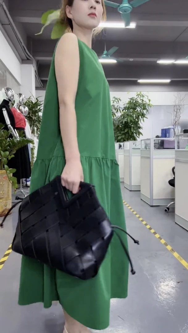 春夏新款绿色无袖宽松遮肉民族风气质连衣裙