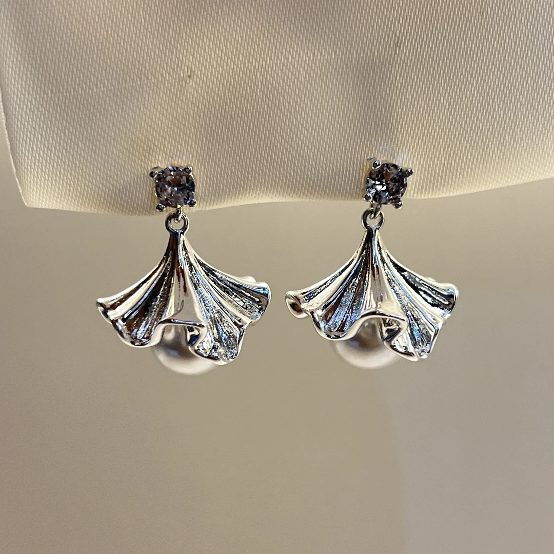 铜合金仿珍珠耳饰 耳饰耳钉银杏珍珠坠法式轻奢小众气质时尚百搭