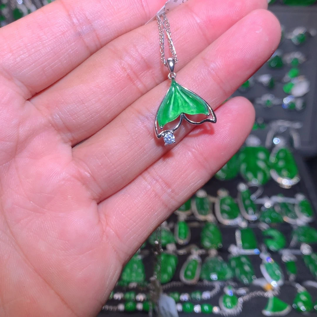 翡翠银S925镶嵌项链天然翡翠