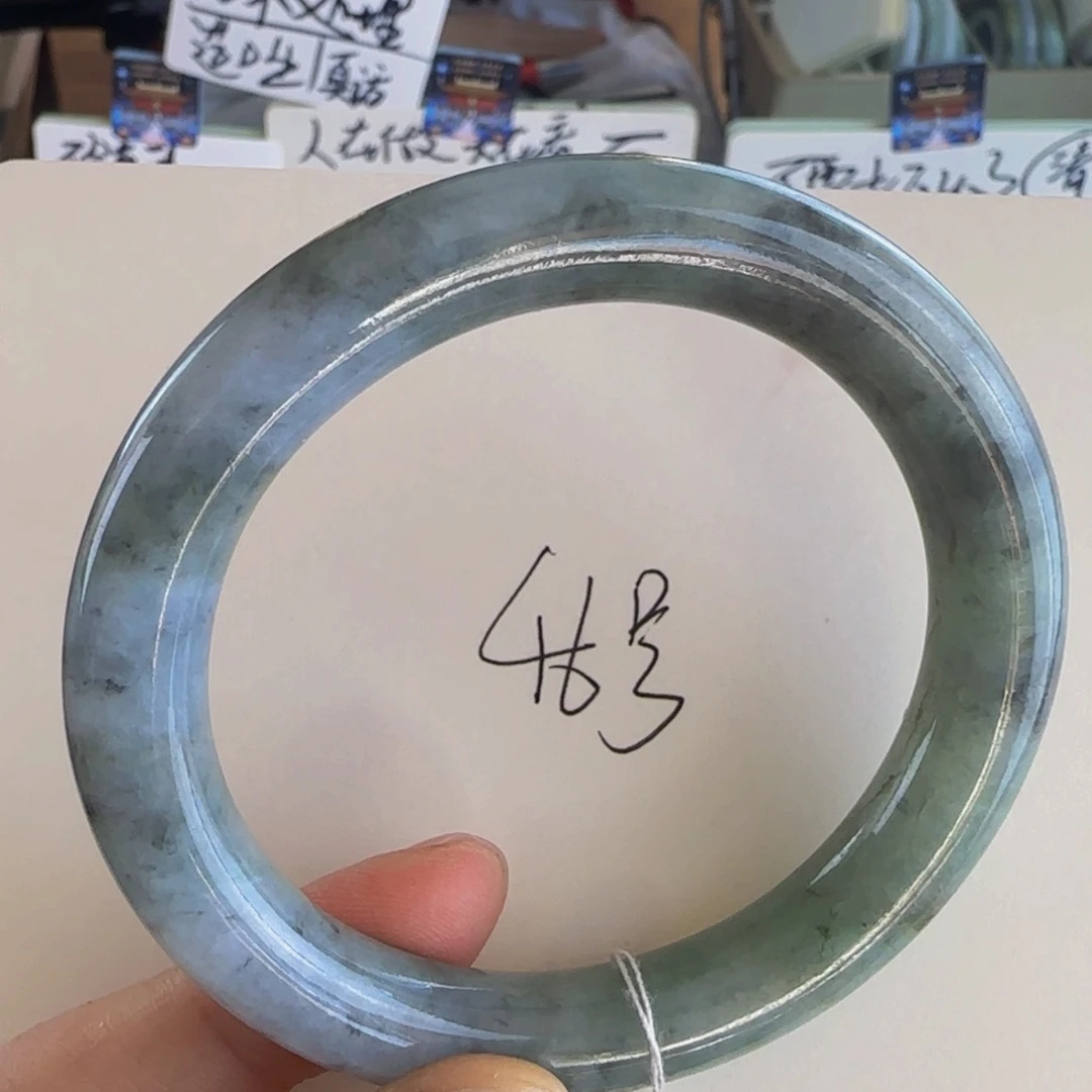 翡翠手镯未镶嵌老坑57留下