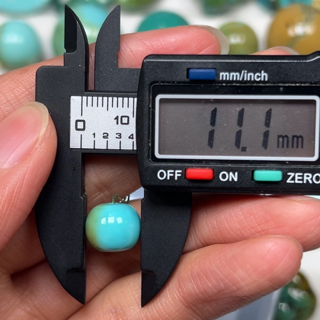 虾***妹绿松石未镶嵌珠宝奇石