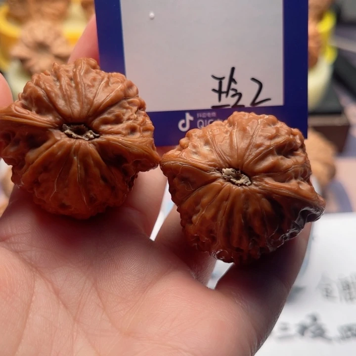 吊坠文玩核桃M**.文玩核桃2