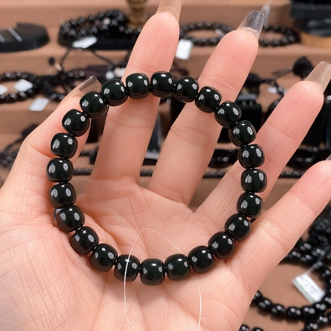 熊***7和田玉未镶嵌手链9特细