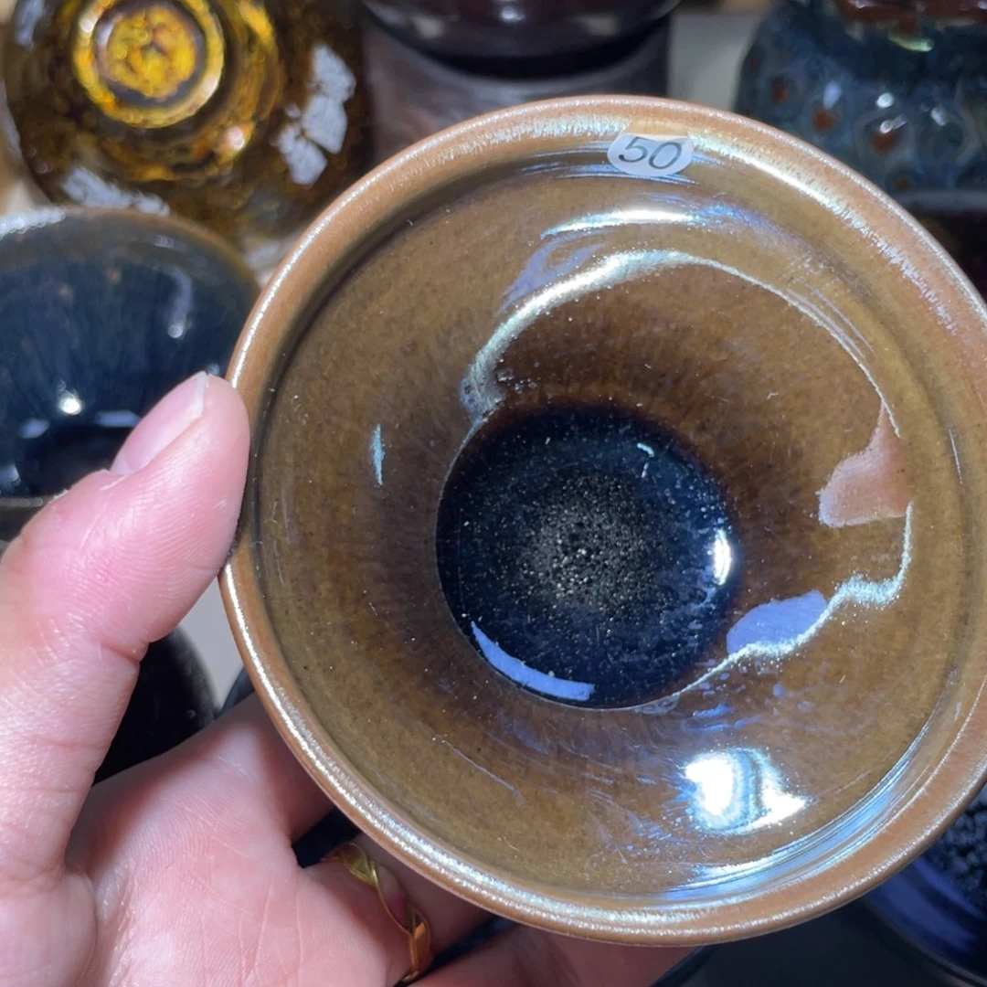 刘***翡茶盏哈哈哈哈哈哈哈50