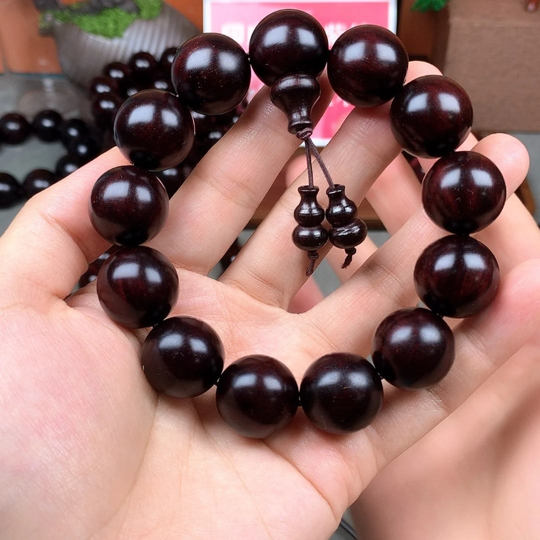 木宝阁小叶紫檀手串，尺寸18mm（现货实拍）
