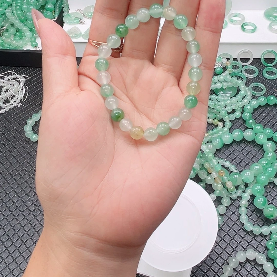 未镶嵌手链石英质玉（非洲翠）