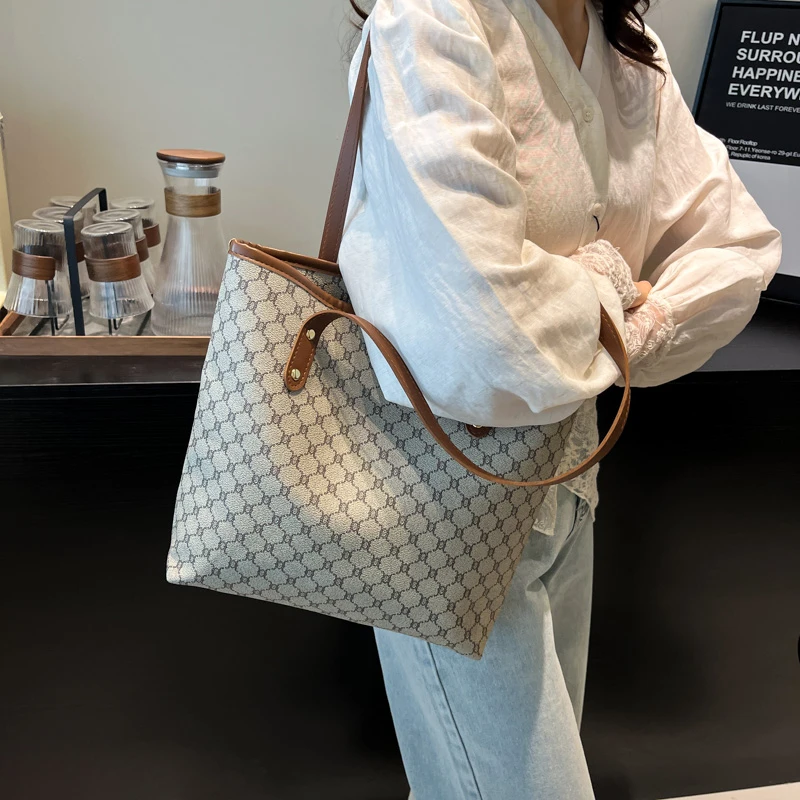 托特包拉链暗袋车缝线印花单肩包网红单肩大包包时尚