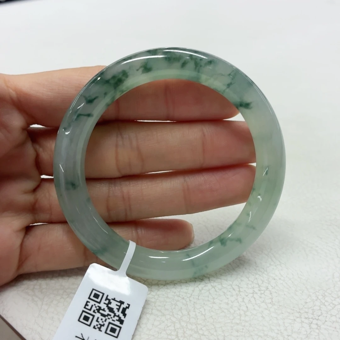 翡翠手镯未镶嵌缅甸翡翠手镯50 .5圆条