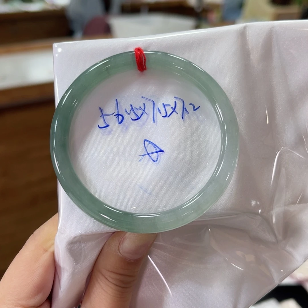 未镶嵌手镯翡翠翡翠
