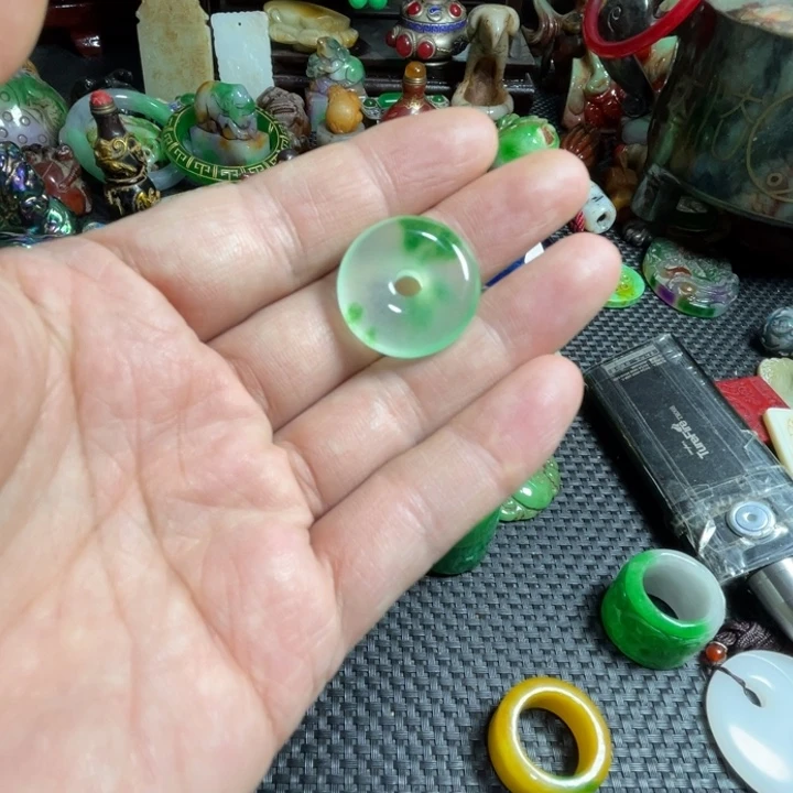 滴血莲花菩提把件