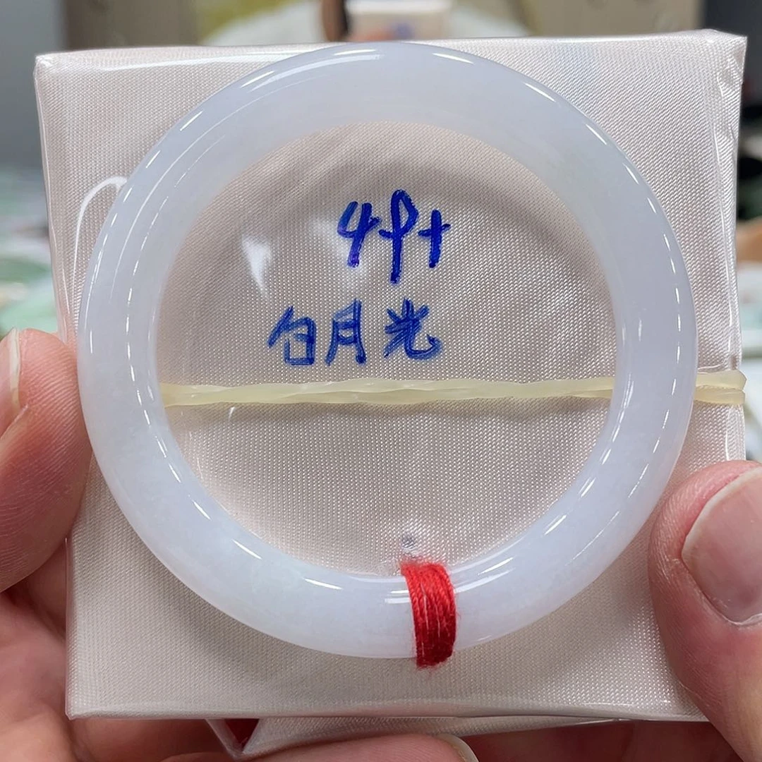 未镶嵌手镯翡翠翡翠
