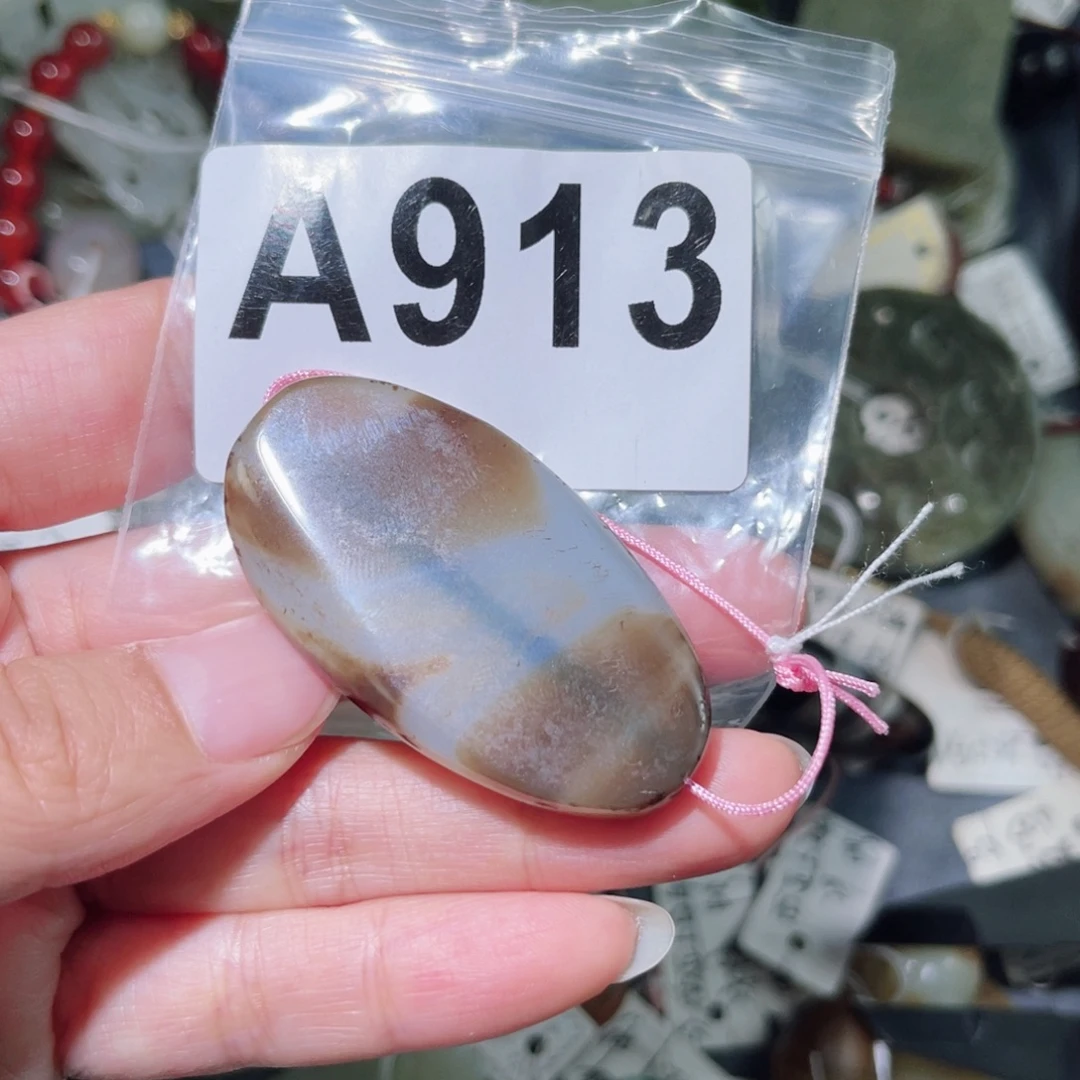 玛瑙/玉髓颈饰合金