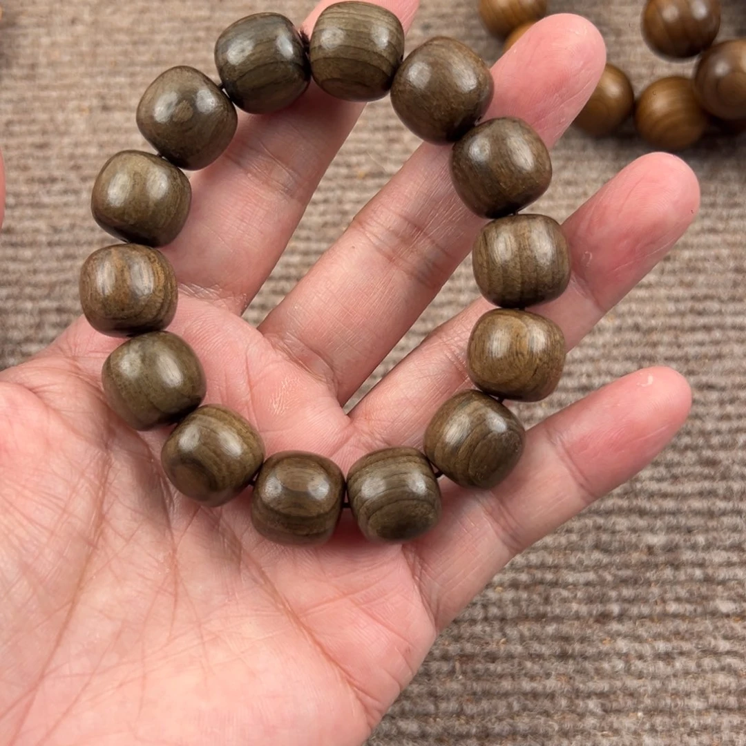 木阴沉金丝楠1516。。。。