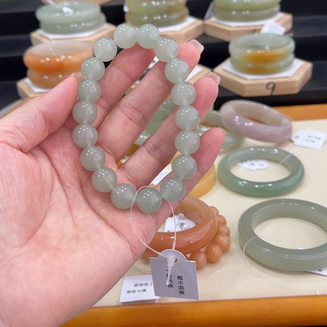 未镶嵌手镯石英质玉?****?
