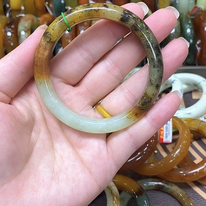 未镶嵌蛇纹石玉手镯