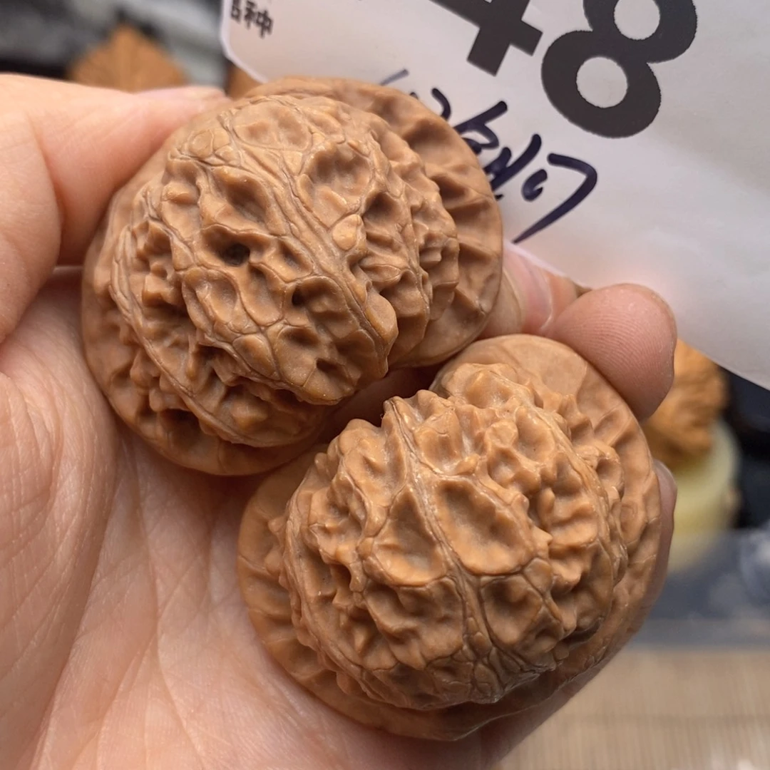 文玩核桃把件148号43全灯