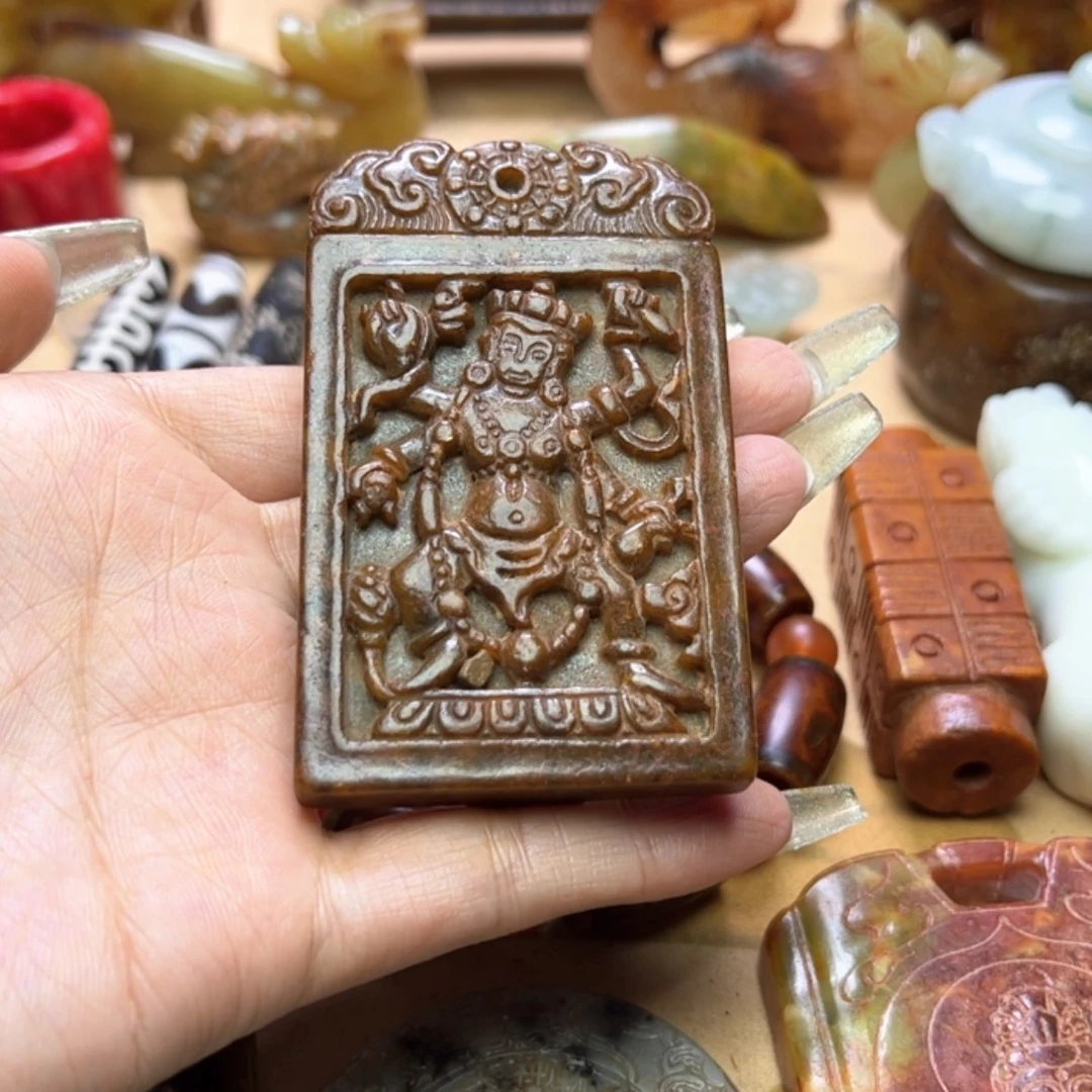 【闪购商品】蛇纹石玉颈饰未镶嵌皮带