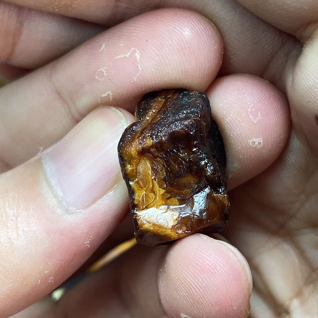 未镶嵌定制琥珀定制