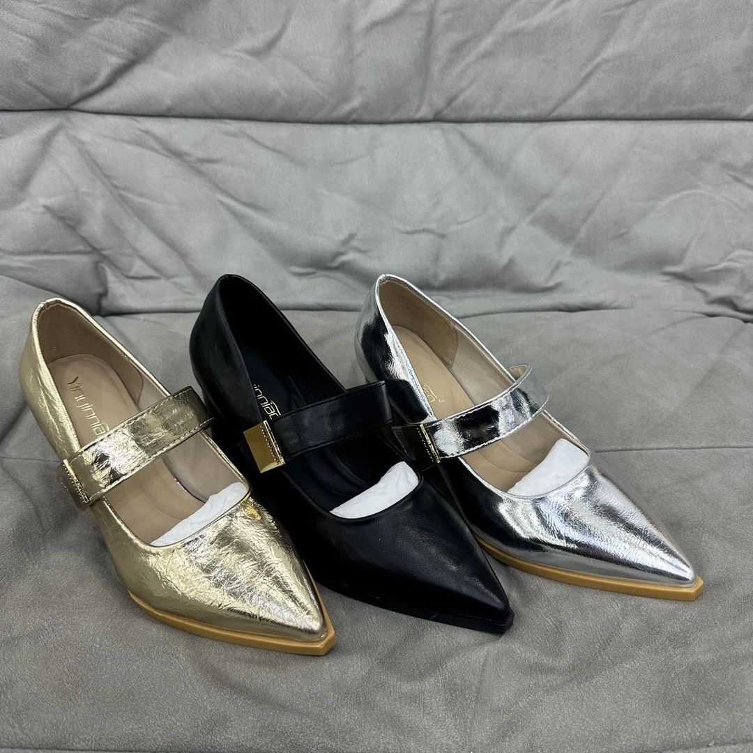 皮鞋高跟单鞋百搭春季秋季尖头浅口玛丽珍鞋失序混搭风中口方跟