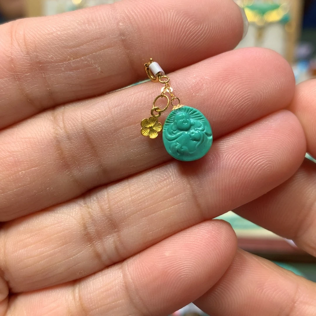 绿松石18K金镶嵌挂件