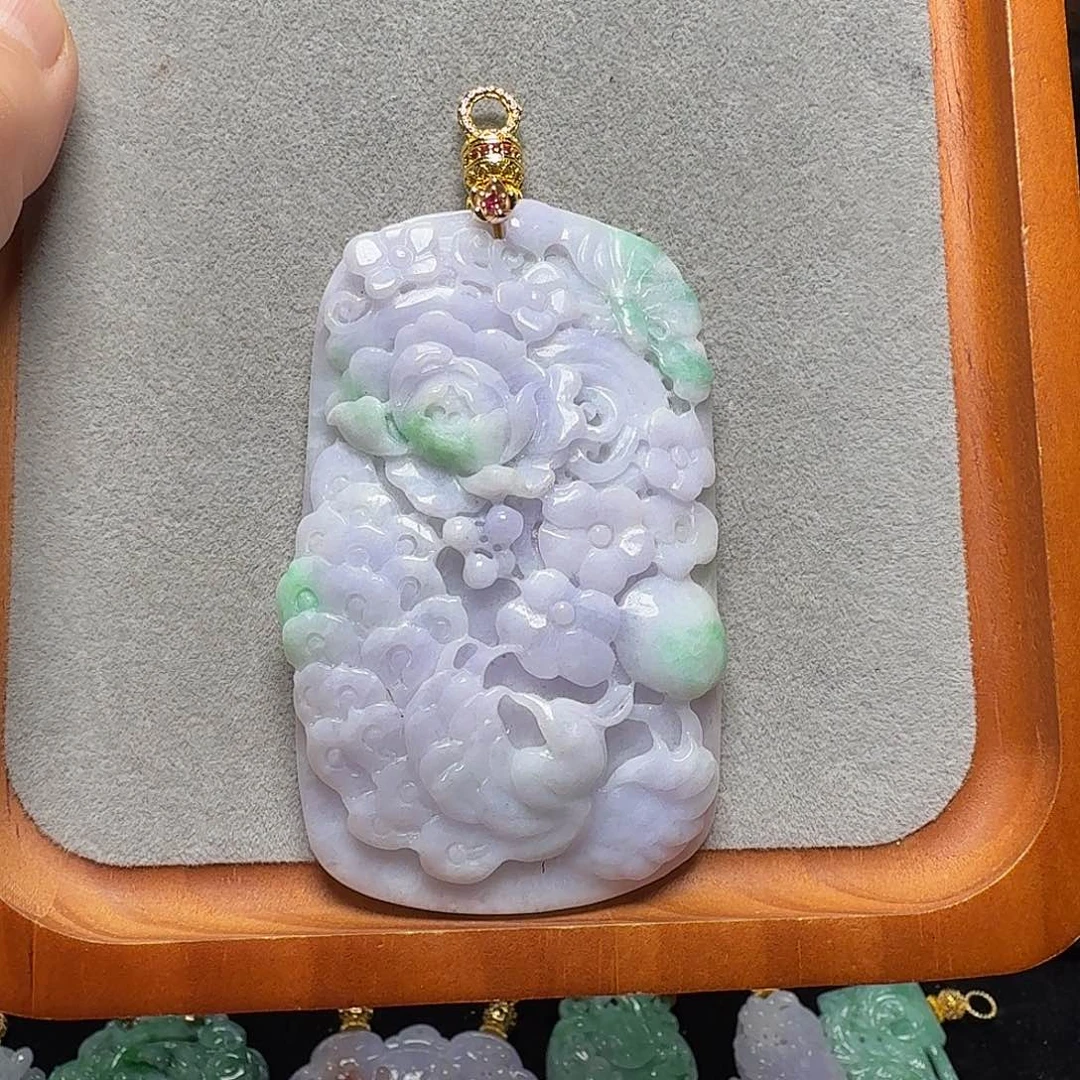 吊坠(赠链)未镶嵌翡翠