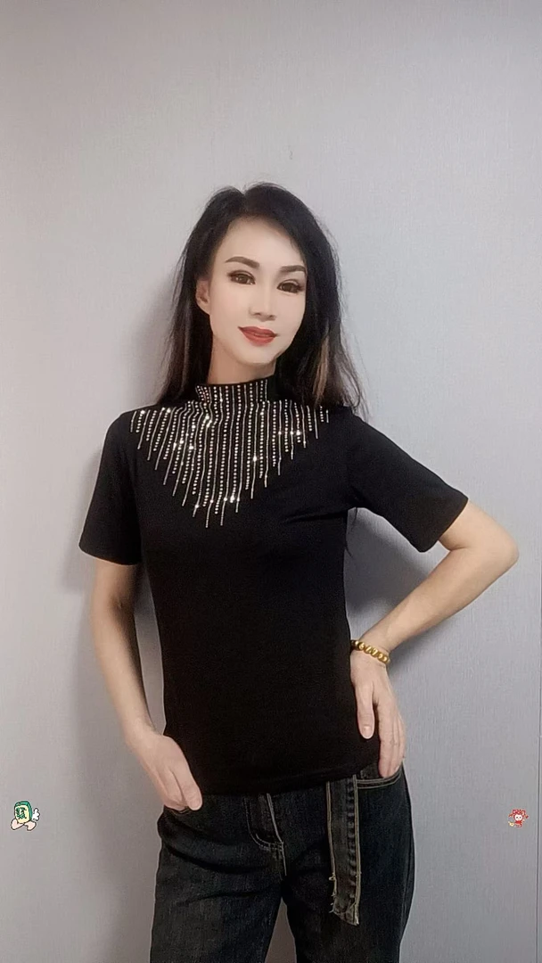 新款烫钻上衣كۆزلىك سىزىق 女士