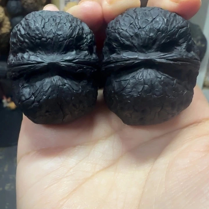 文玩核桃吊坠双蟒矮壮2炸40