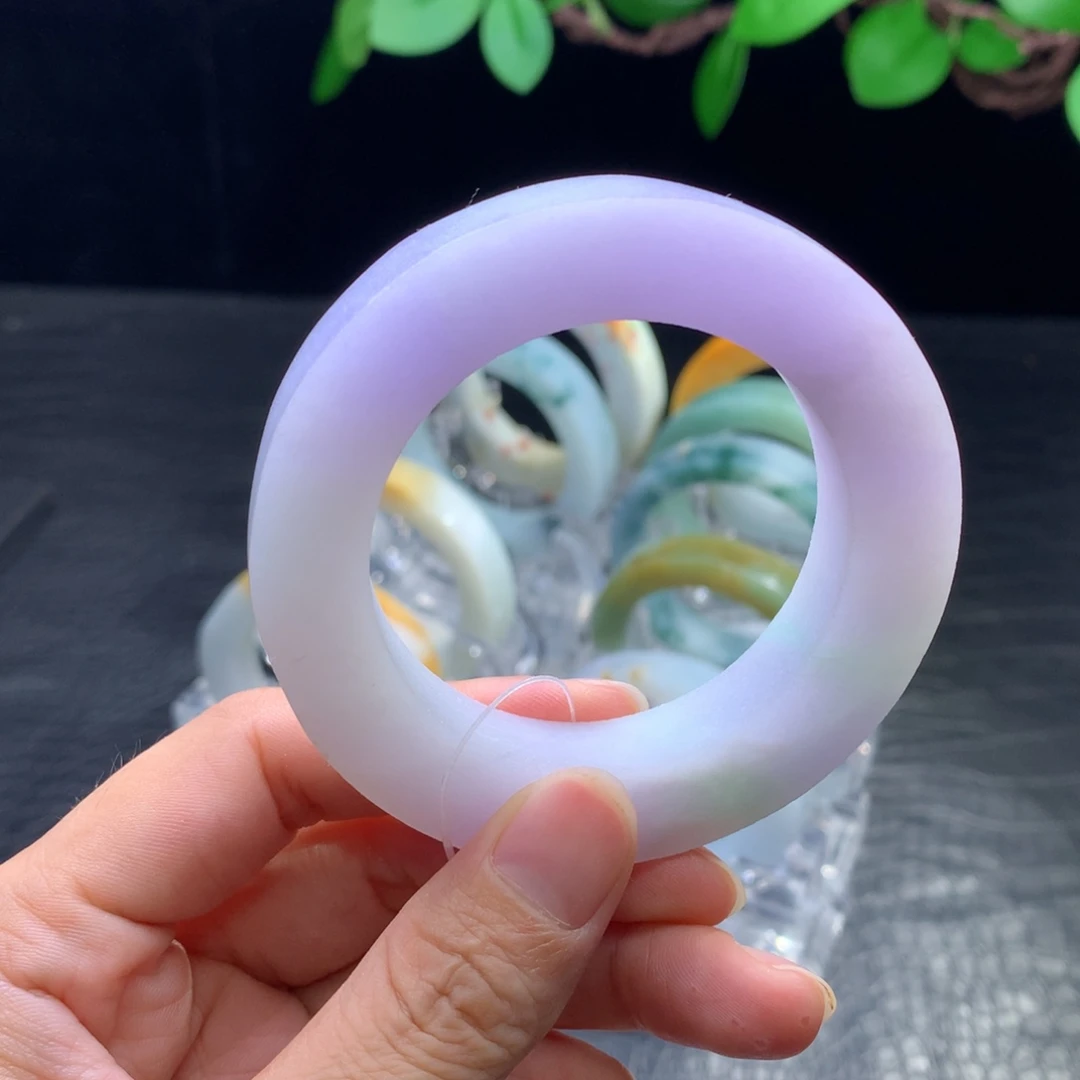 定制翡翠未镶嵌手镯