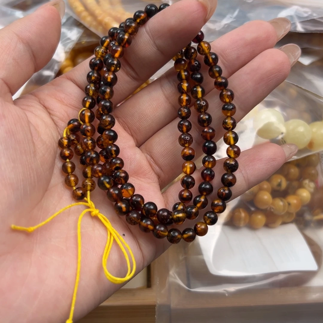 未镶嵌琥珀珠宝奇石