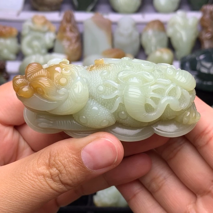 未镶嵌和田玉把件