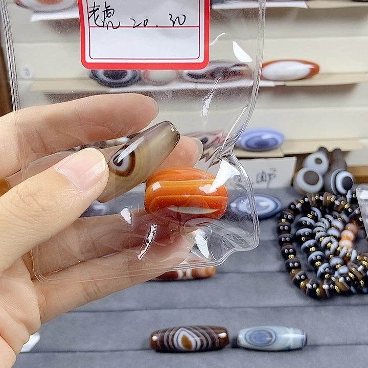 老***7玛瑙/玉髓未镶嵌颈饰