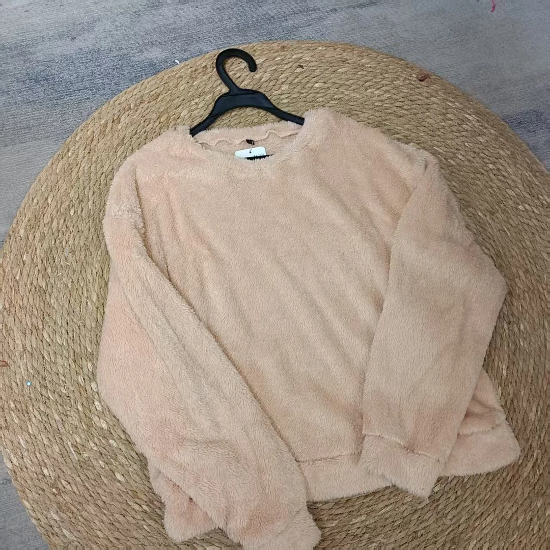 唯琳剪标   7仓F3-10-TK-7121款   毛茸茸长袖上衣