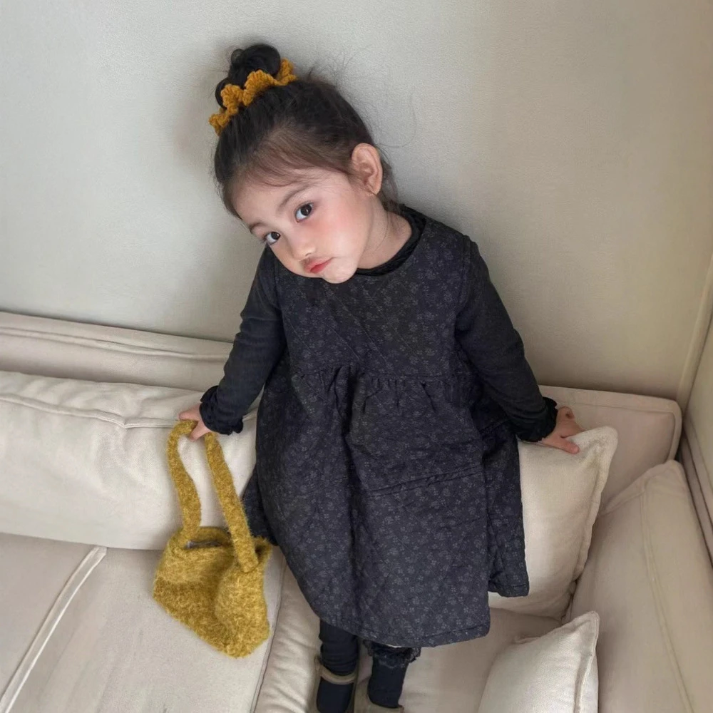 儿童连衣裙2025新款冬款吊带裙背心裙冬季女宝碎花裙宝宝加厚打底