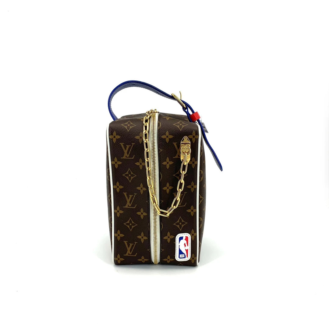 99新 LouisVuitton/路易威登 NBA联名DoppKit老花手提洗漱包24/15