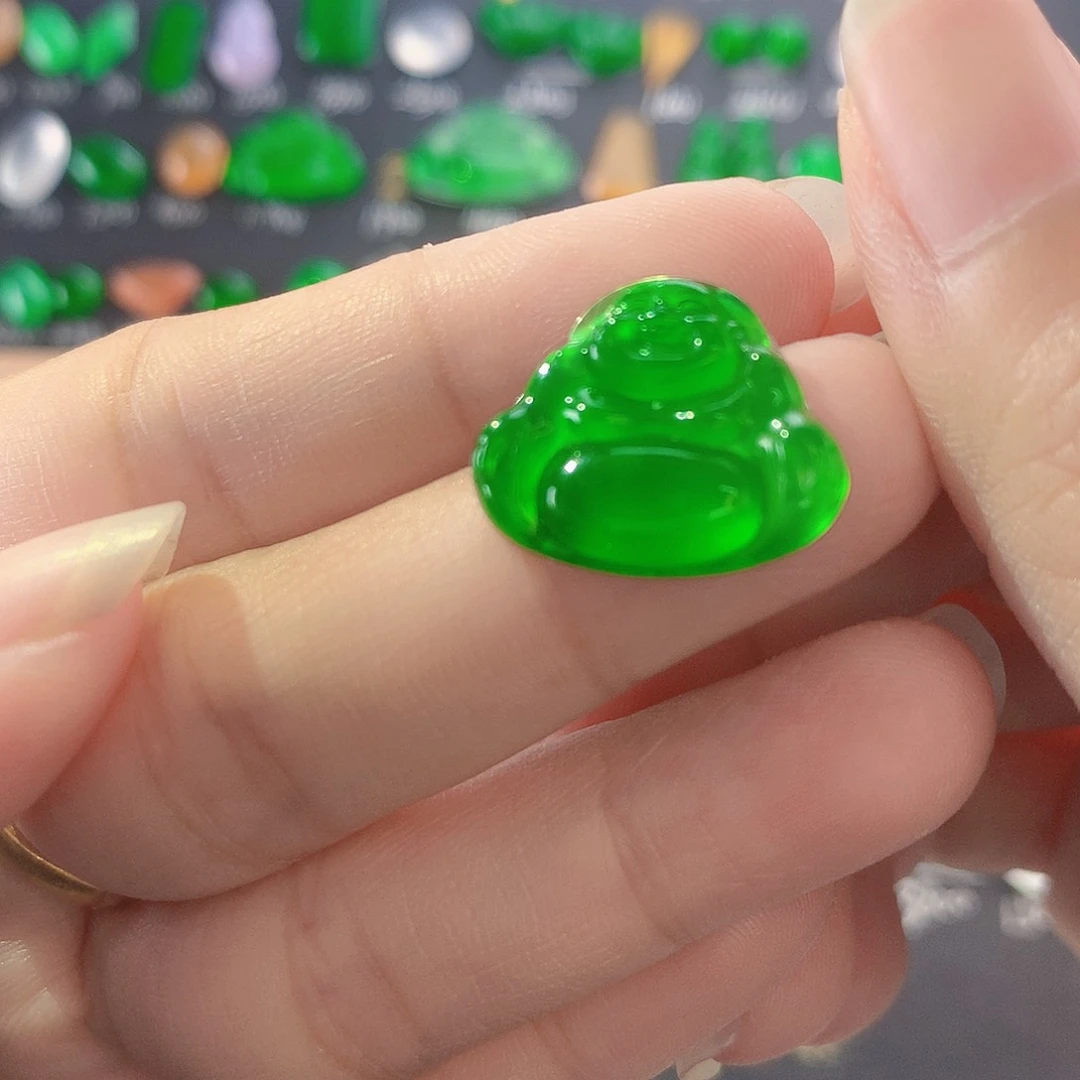【闪购商品】翡翠未镶嵌颈饰毕业款绿佛