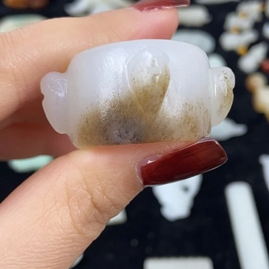 和田玉（糖玉）未镶嵌挂件