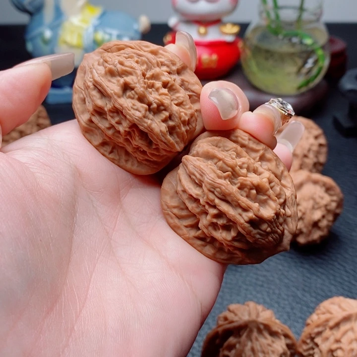 文玩核桃把件麦虎38