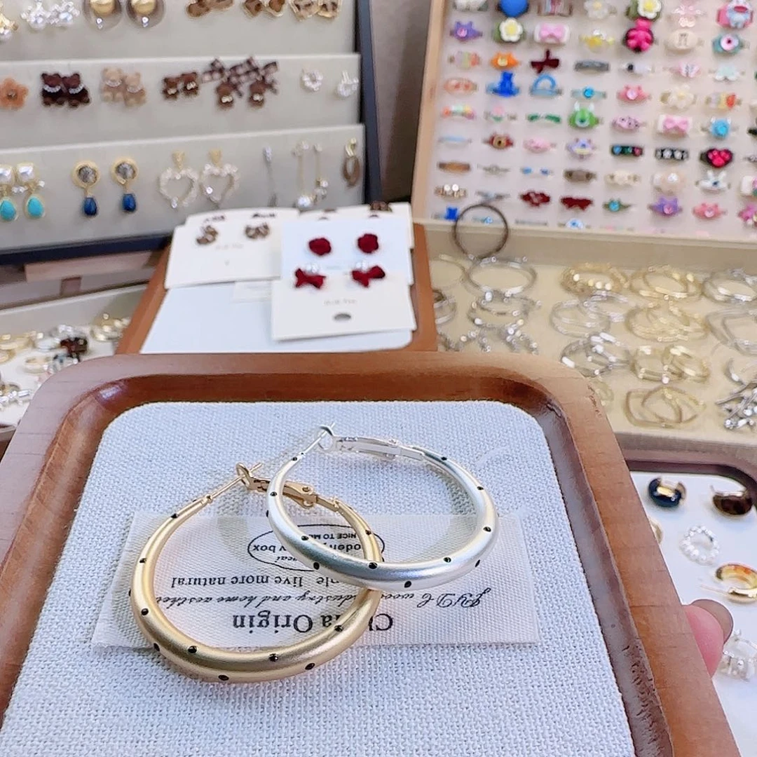 仿珍珠铜合金925银4公分耳圈