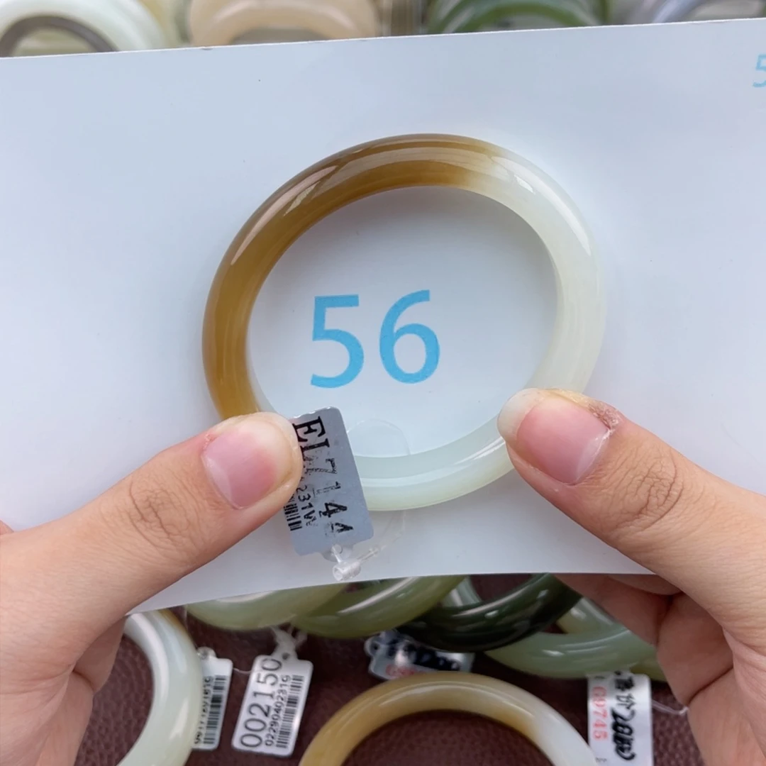 和田玉手镯未镶嵌W****r