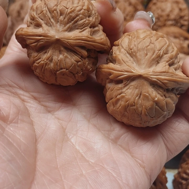 问***寒把件文玩核桃甲骨文