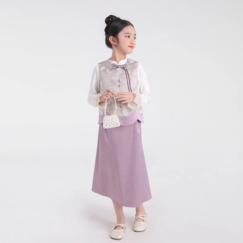 新中式女童国风汉服马甲唐装盘扣背心2025春季新款古风儿童拜年服