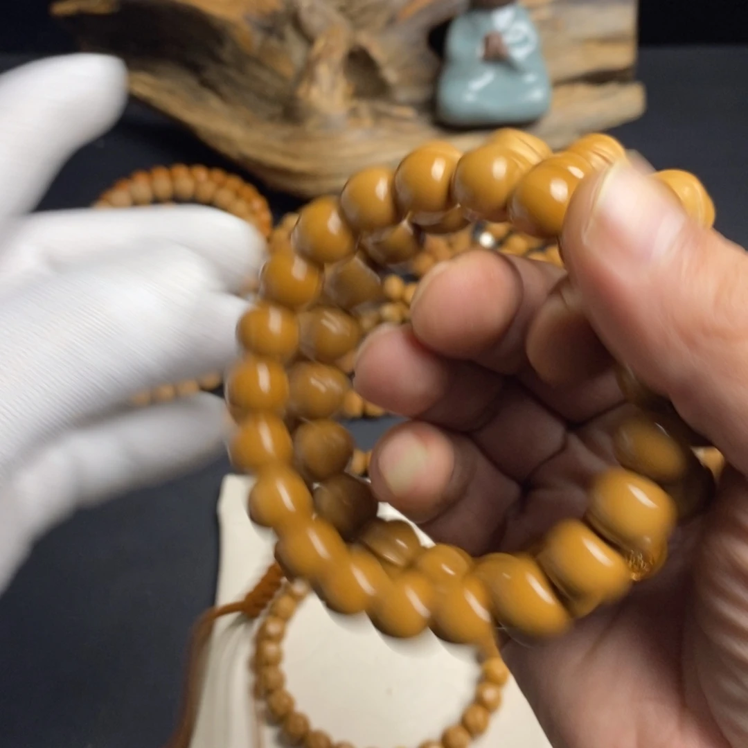 杰***嘞猴头核桃手串老型，鲨鱼，铁核