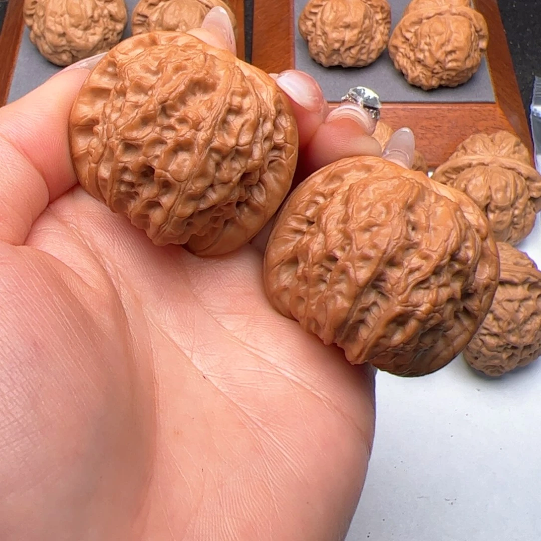 文玩核桃把件血麒麟41丽