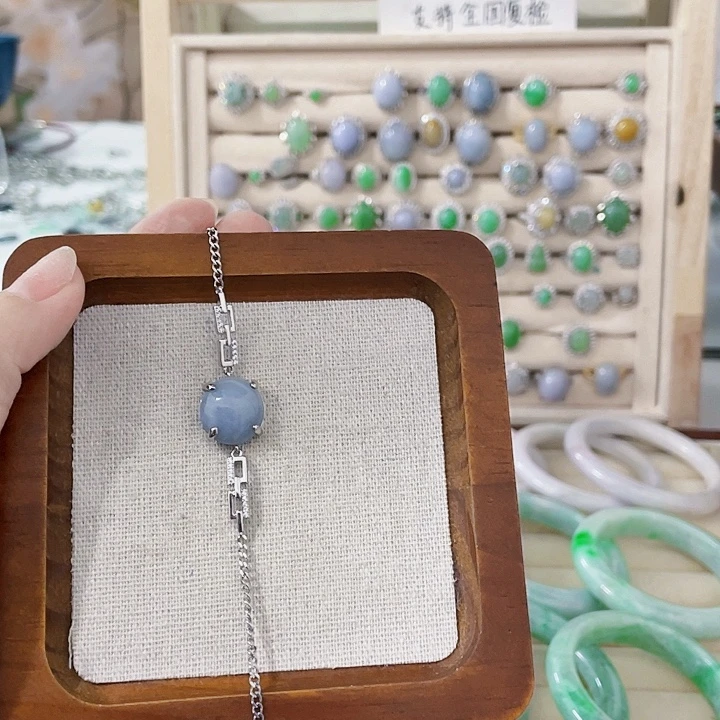 翡翠未镶嵌颈饰天然翡翠Ａ货