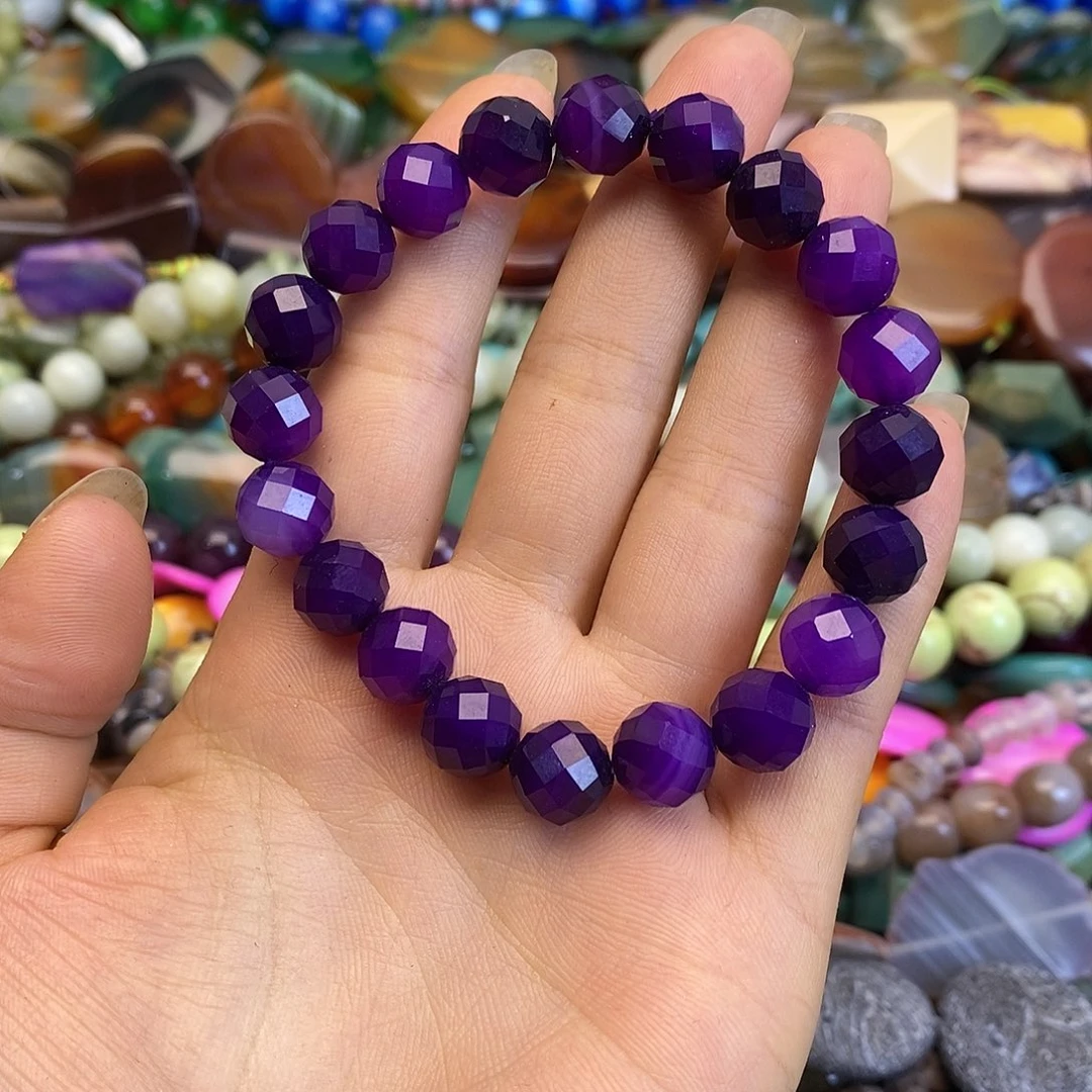 玛瑙/玉髓未镶嵌珠宝半成品卡十左右玛瑙一个串