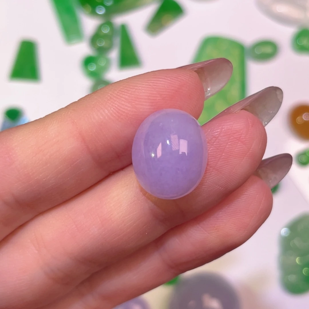 翡翠未镶嵌颈饰裸石