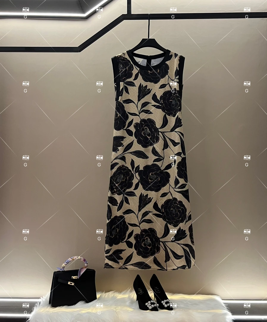 【齐】夏季新款复古时尚百搭印花无袖连衣裙 H-698