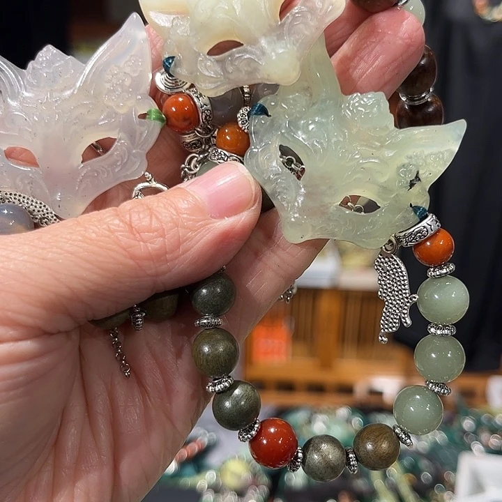 未镶嵌岫玉毛衣链